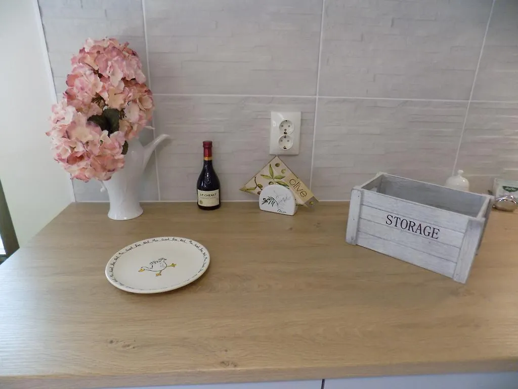 Avangard Apartment 부르가스 0*,